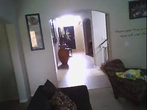 8518 E Highlands Xing, Highlands, TX 77562