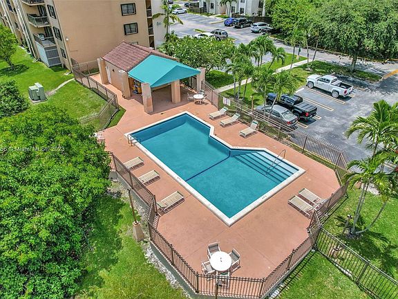 4th image of 10105 NW 9th Street Cir #9207
