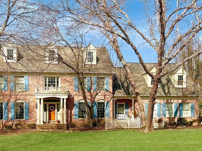 11600 Rolling Meadow Dr, Great Falls, VA, 22066