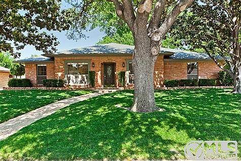1st image of 2731 Lakeridge Ln