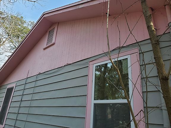 4th image of 1137 E 18th St