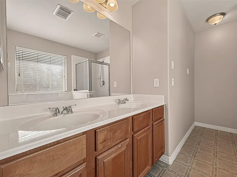 25202 Clover Ranch Dr — Photo 19