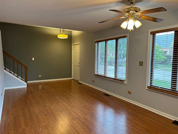 5th image of 134 Marengo Ave #134