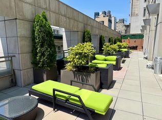 400 5th Ave APT 32A, New York, NY 10018
