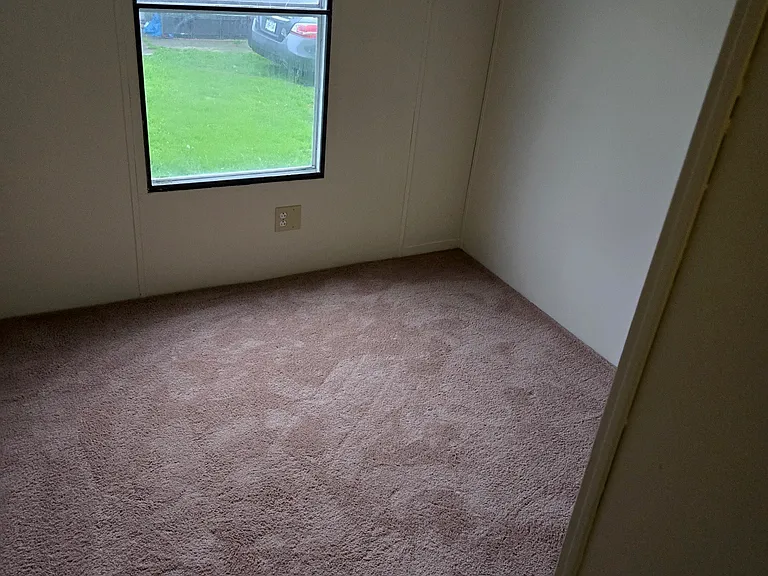 940 Nowlan Rd #11 — Photo 9
