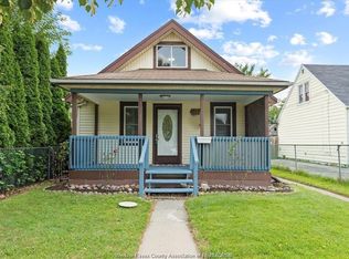 1815 Albert Rd, Windsor, ON N8W3X1