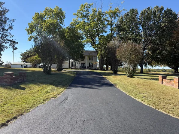 10877 State Route 564 S, Farmington, KY 42040