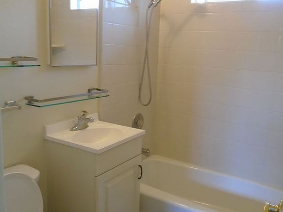 5th image of 6187 Stanley Dr