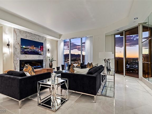 5th image of 2747 Paradise Rd Unit 3404