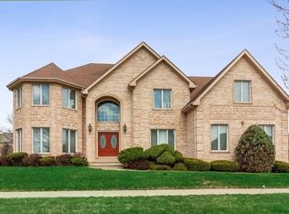 1160 Blue Heron Way, Roselle, IL 60172
