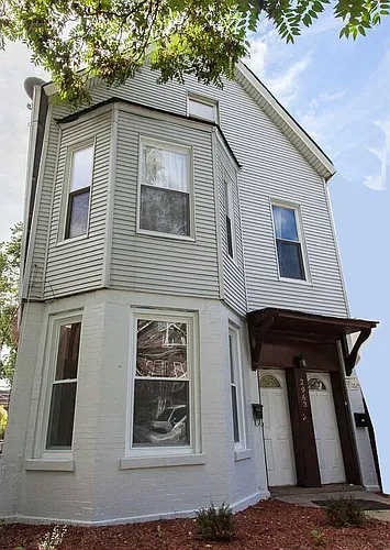 2963 W Nelson St #3 Photo 1