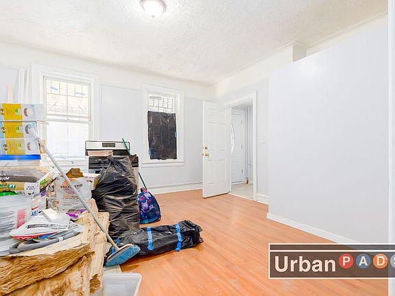 3rd image of 745 Taylor Ave #1B