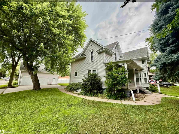 713 S 8th St, Clear Lake, IA 50428