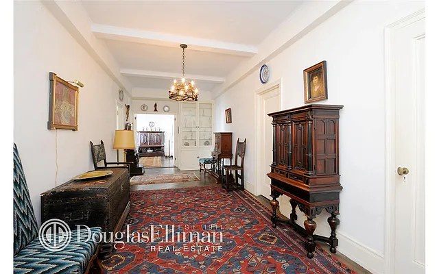 Sold by Douglas Elliman | media 18