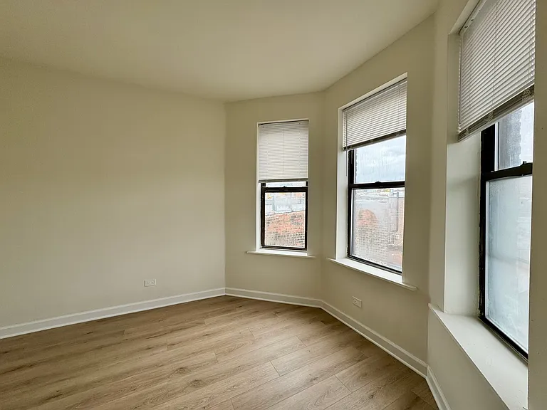 908 S Loomis St #4R — Photo 7