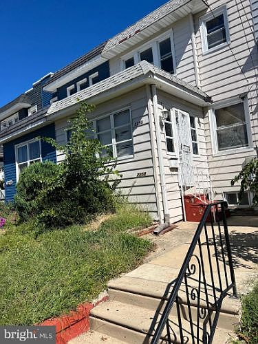 1st image of 2258 Hollinshed Ave