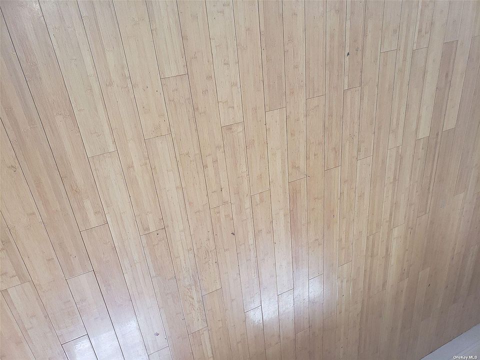 1st image of 21140 43rd Ave