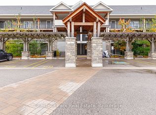 4 Anchorage Cres #105, Collingwood, ON L9Y 0Y6