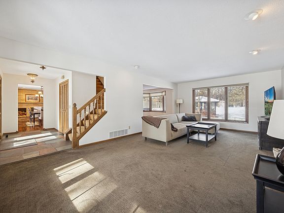 4th image of 1601 Berne Rd NE