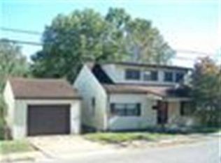222 Davis St, Huntington, WV 25705