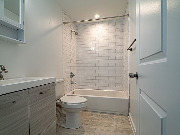 5th image of 3815 Haverford Ave APT 3