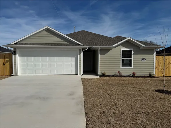 571 Mac St, Prairie Grove, AR 72753