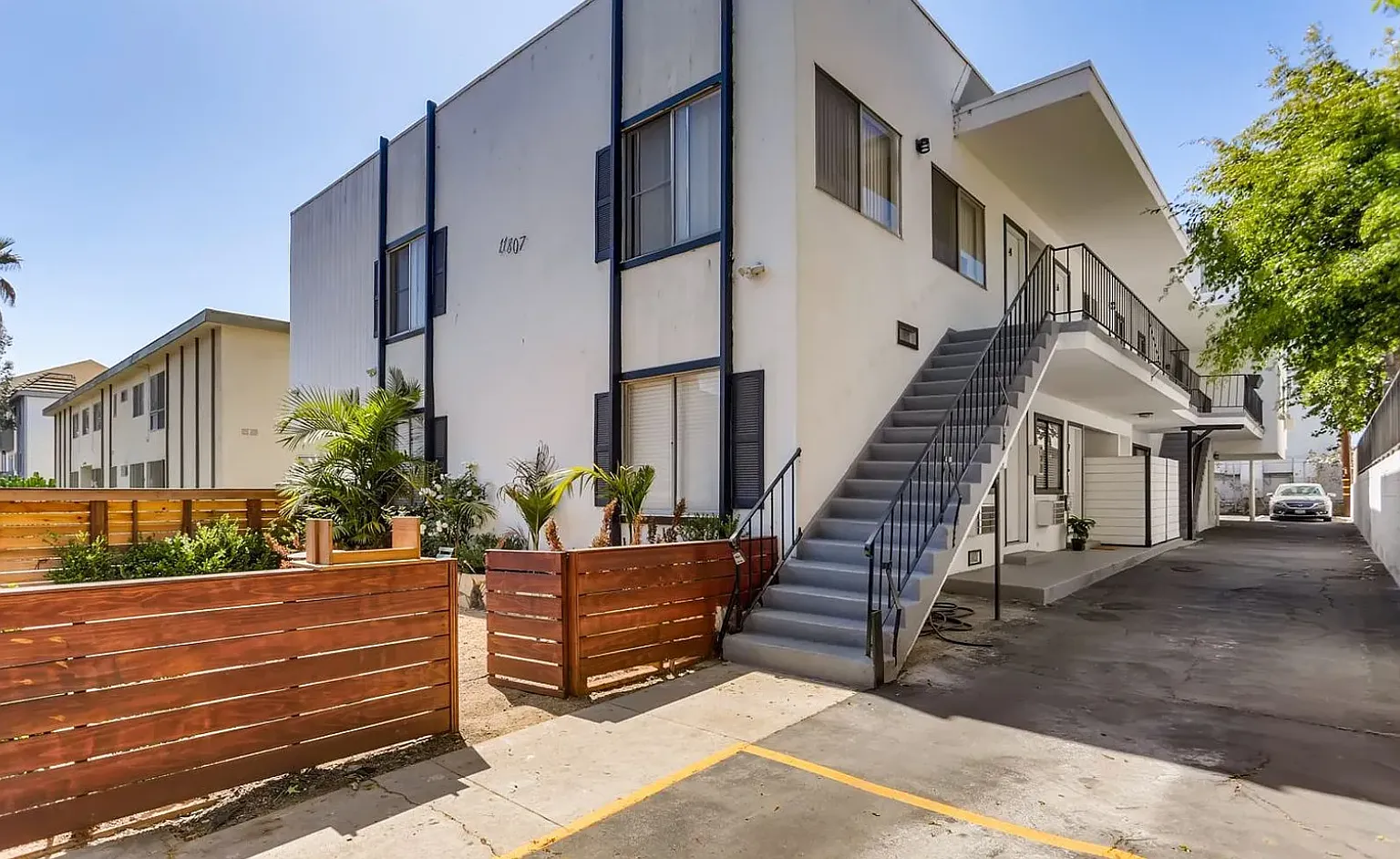 1 bed, 400 sqft, $1,795 — Photo 3