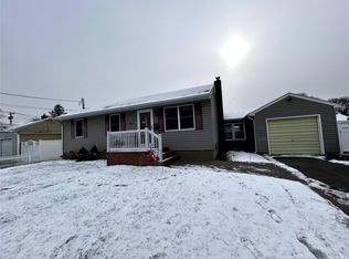 346 Aster Rd, West Islip, NY 11795