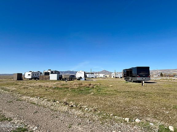 5th image of 412 4th St