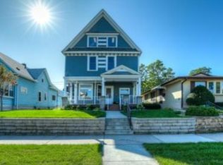 890 Iglehart Ave, Saint Paul, MN 55104