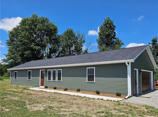 193 County Road 1600, Greenup, IL 62428