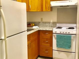 1404 Kewalo St APT 202, Honolulu, HI 96822