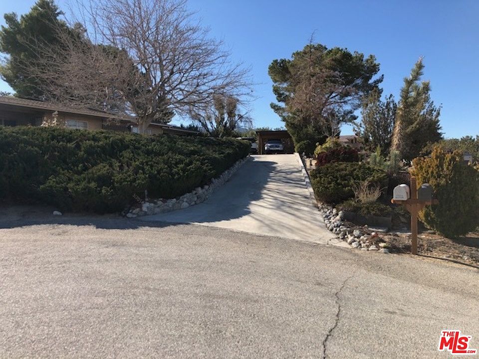 1st image of 31705 Saint Anne Pl