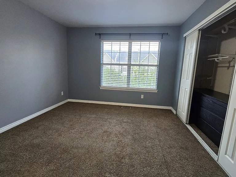 11809 E Kepner Dr — Photo 29