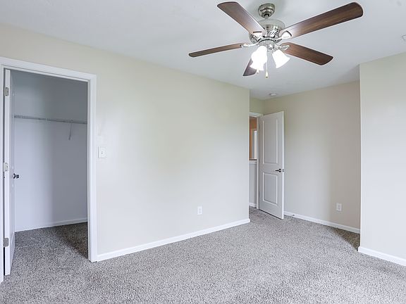 3rd image of 15278 Royal Grove Dr