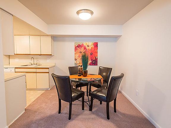 4th image of 2109 Glencoe Hills Dr APT 8