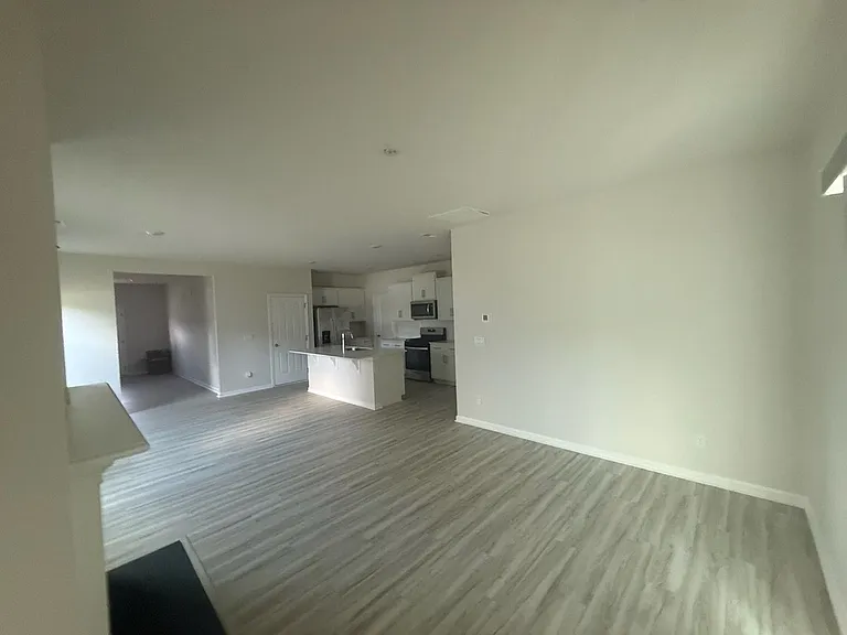 1838 Vanderlyn St — Photo 6