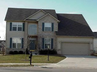 11810 Queenwood Dr, Fishers, IN 46037