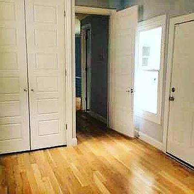 Rented by Lucien Perry | media 2