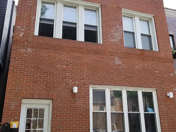 3rd image of 1230 N Wood St #2
