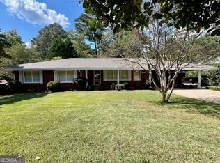 1605 Rosewood Dr, Griffin, GA 30223