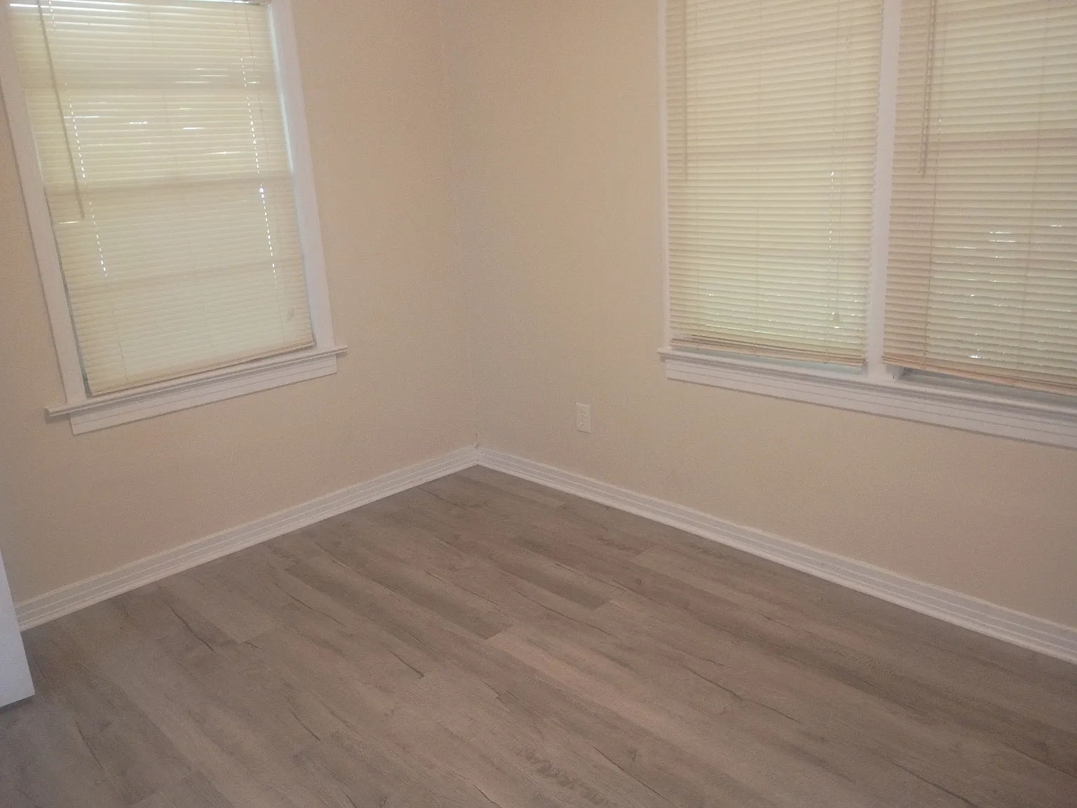 3 bed, 1014 sqft, $1,275 — Photo 4