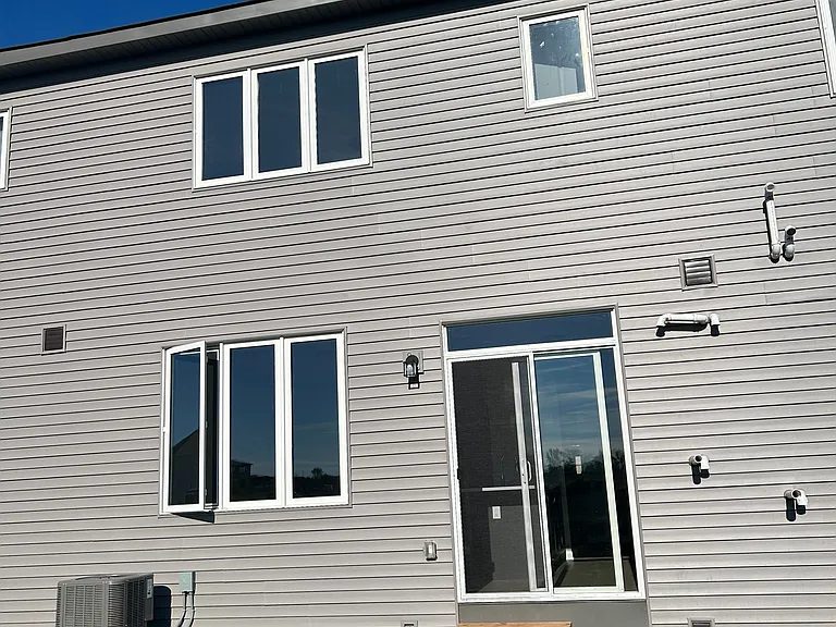 326 Gisborne Pl — Photo 24
