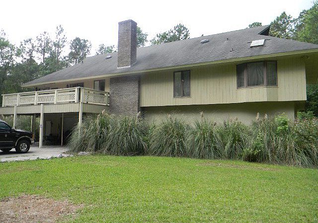 1st image of 2490 Longwood Dr