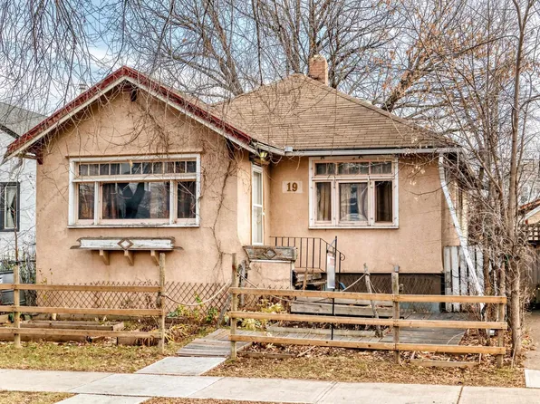 11619 96th St NW, Edmonton, AB T5G 1T8