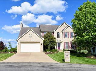 7045 Highland Creek Dr, Bridgeville, PA