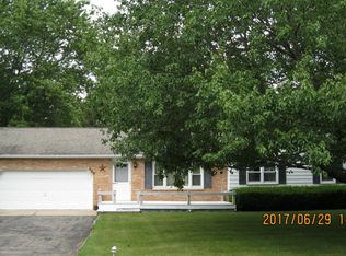 208 Roxbury Ln, Battle Creek, MI