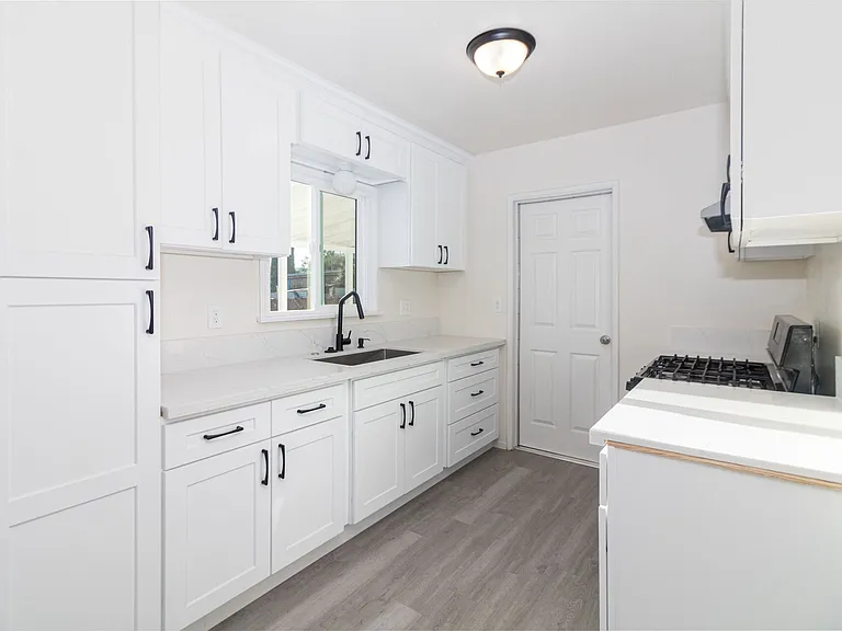 3985 Stanton St — Photo 13