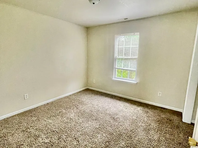 5104 Brooktree Dr — Photo 12