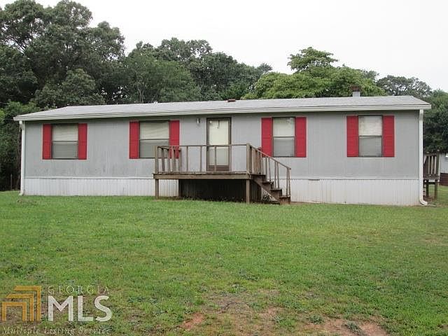 1st image of 755 Lakeview Cir